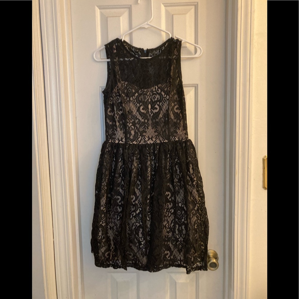 ModCloth black lace dress sm